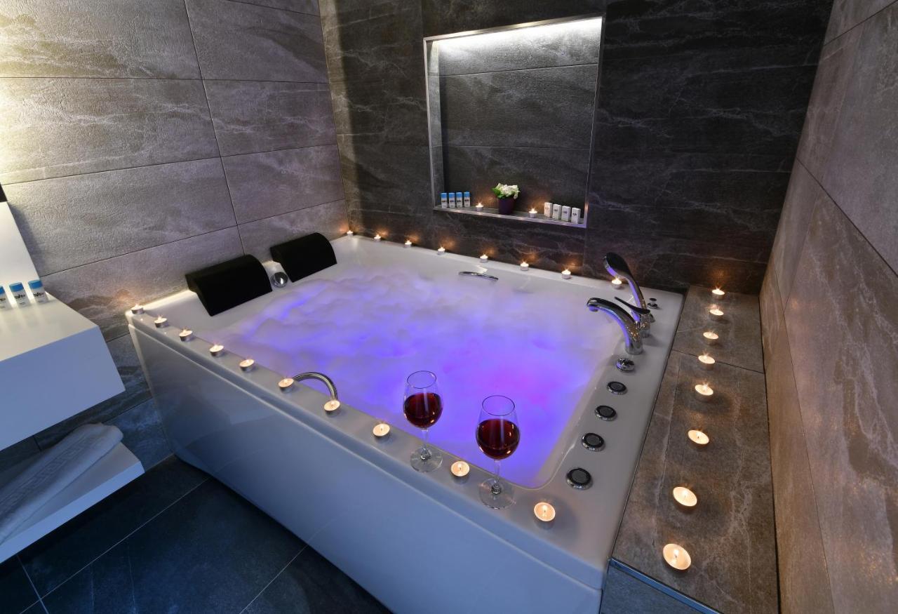 Nish Suites Atasehir Stambuł Zewnętrze zdjęcie